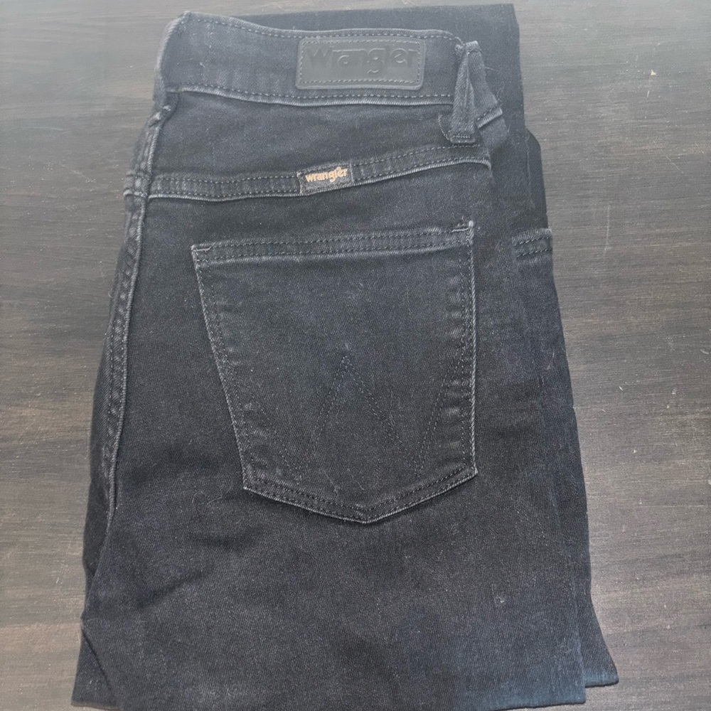 Wrangler Women’s High Rise True Straight Fit Jean